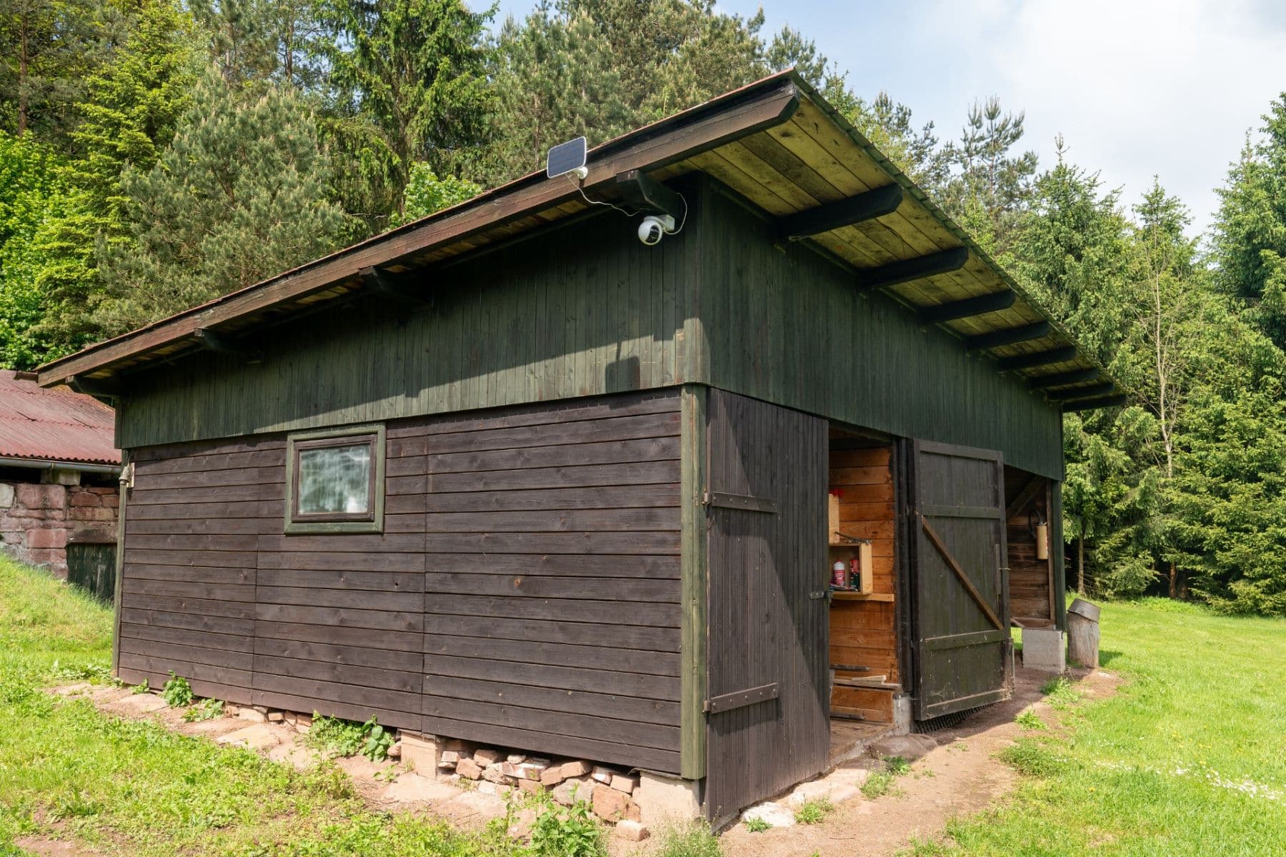 Prodej domu 146 m², pozemek 14.070 m², Bělá, Liberecký kraj Prodej domu 146 m², pozemek 14.070 m², Bělá, Liberecký kraj