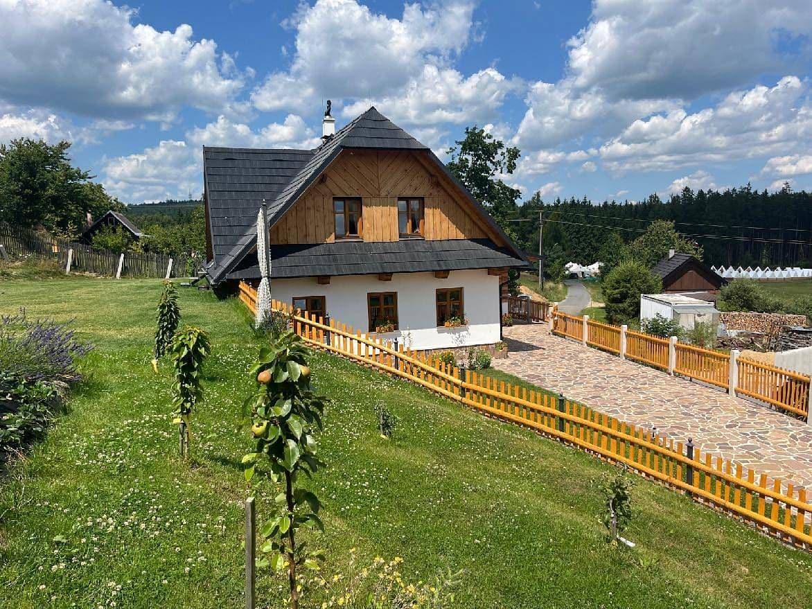 Pronájem chaty, chalupy, Zubří, Kraj Vysočina Pronájem chaty, chalupy, Zubří, Kraj Vysočina