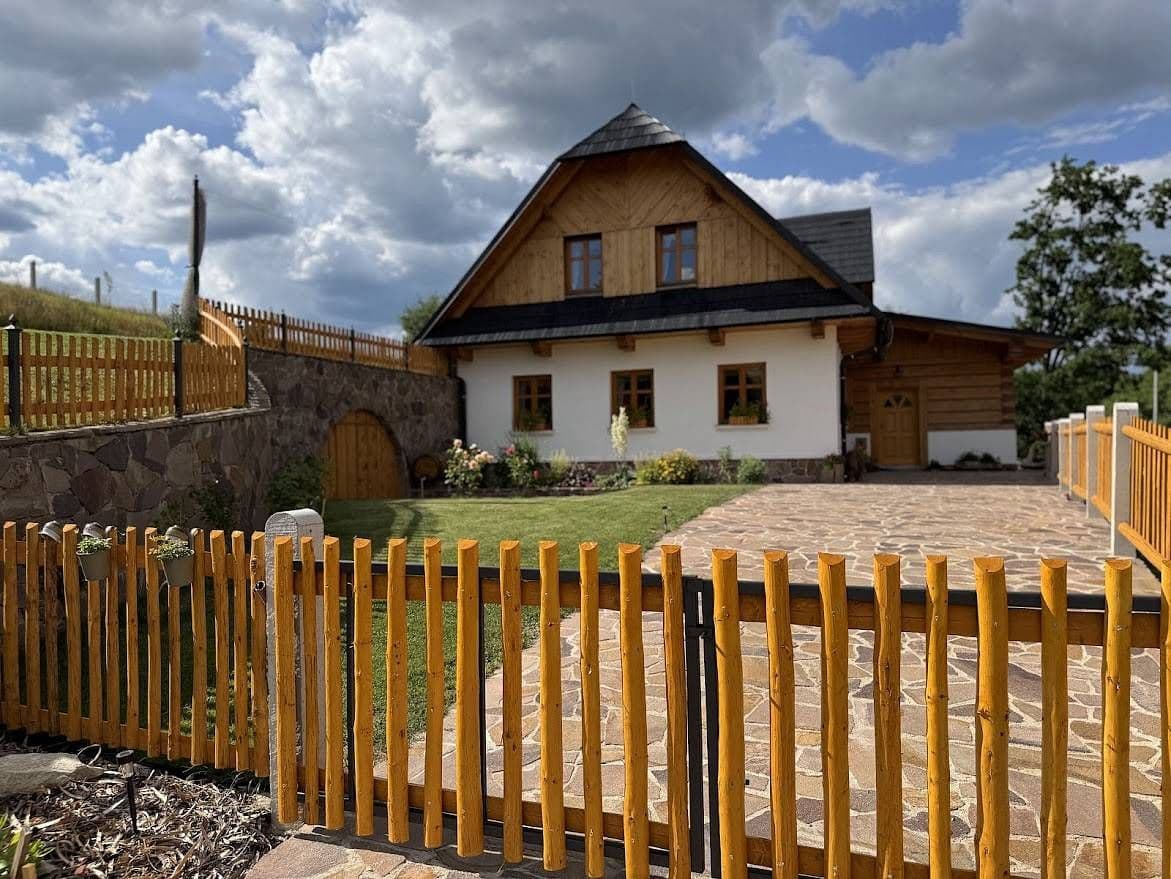 Pronájem chaty, chalupy, Zubří, Kraj Vysočina Pronájem chaty, chalupy, Zubří, Kraj Vysočina