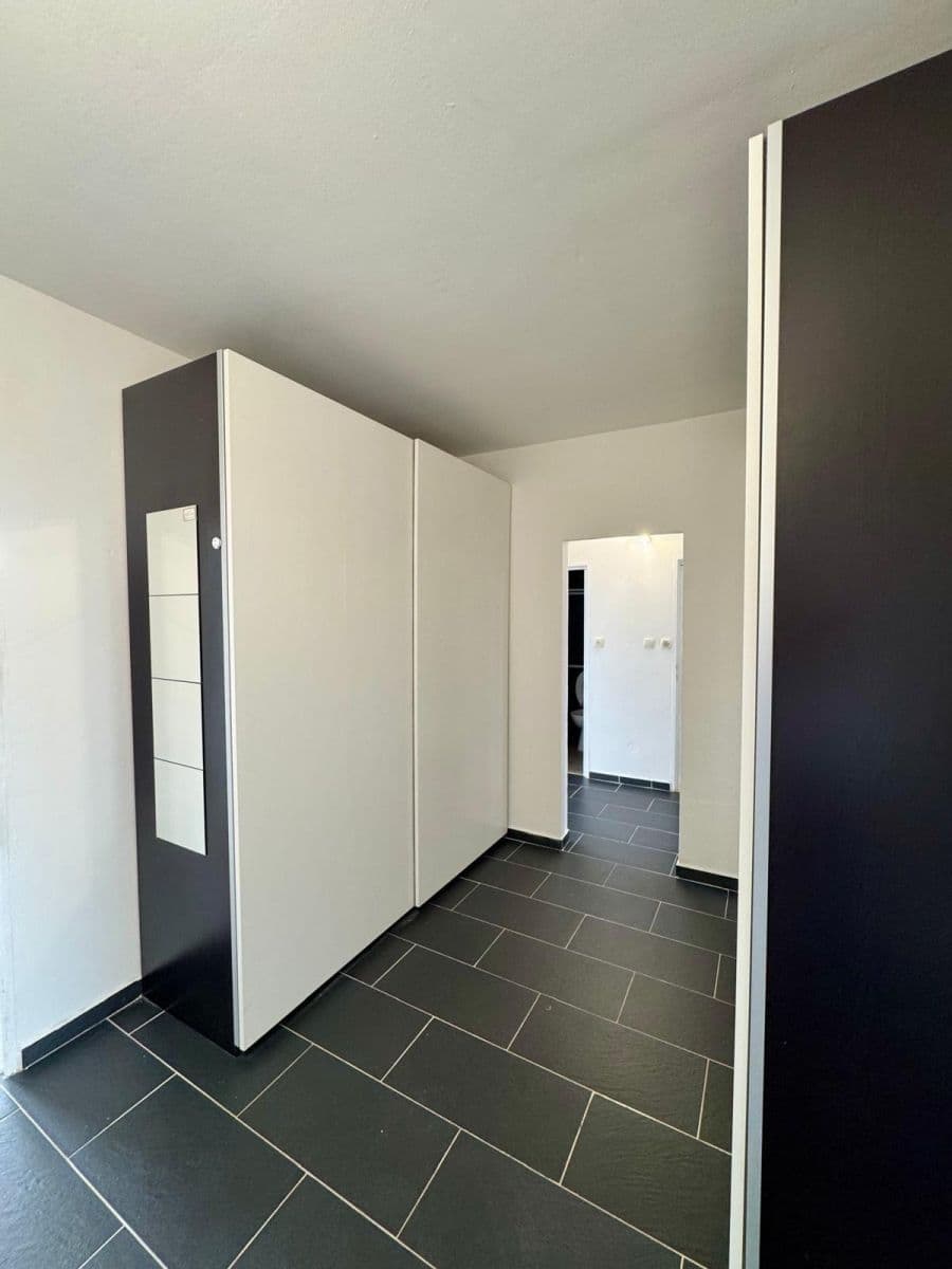 Pronájem bytu 5+kk 89 m², Turistická, Plzeň, Plzeňský kraj Pronájem bytu 5+kk 89 m², Turistická, Plzeň, Plzeňský kraj