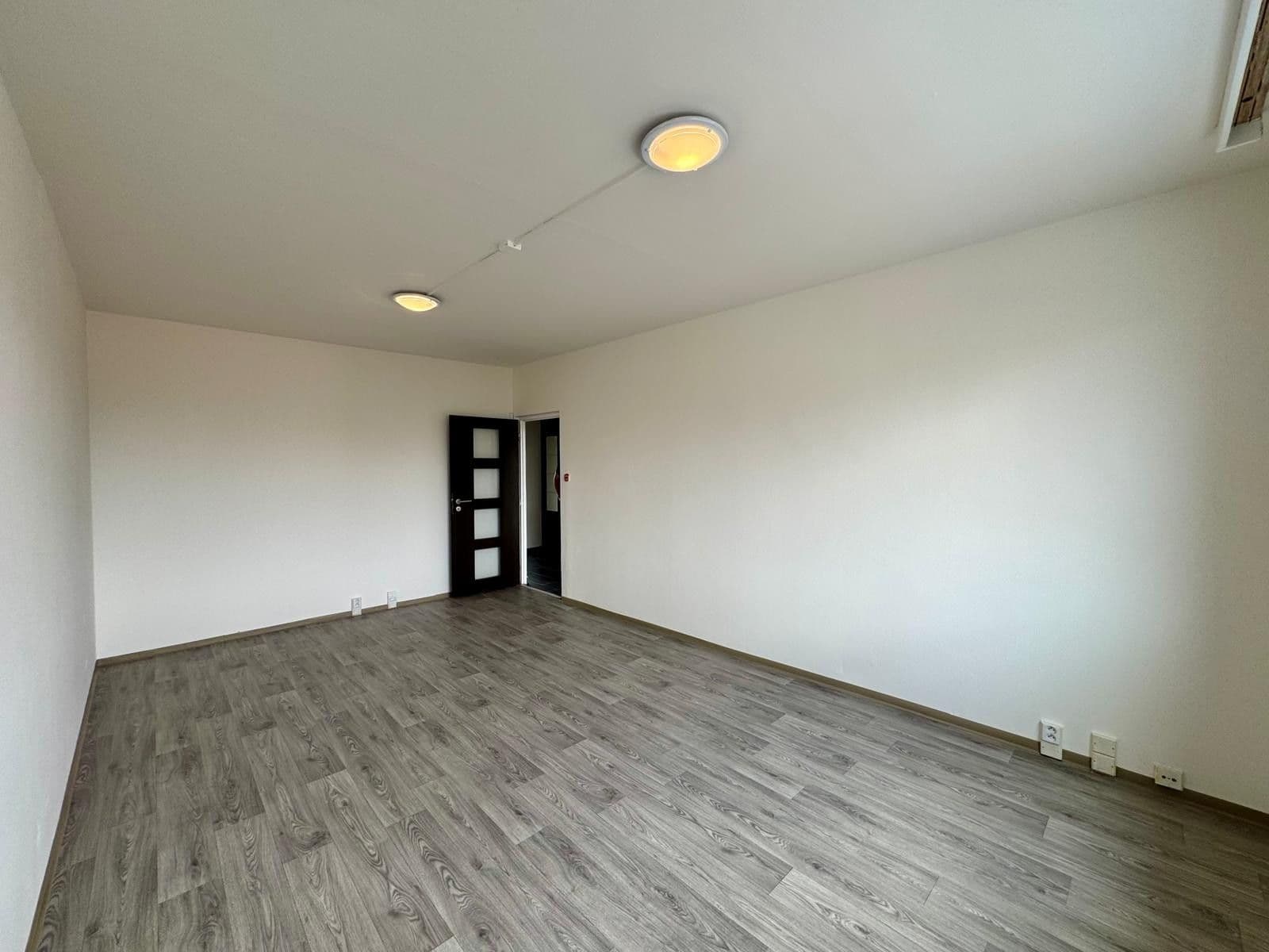 Pronájem bytu 5+kk 89 m², Turistická, Plzeň, Plzeňský kraj Pronájem bytu 5+kk 89 m², Turistická, Plzeň, Plzeňský kraj