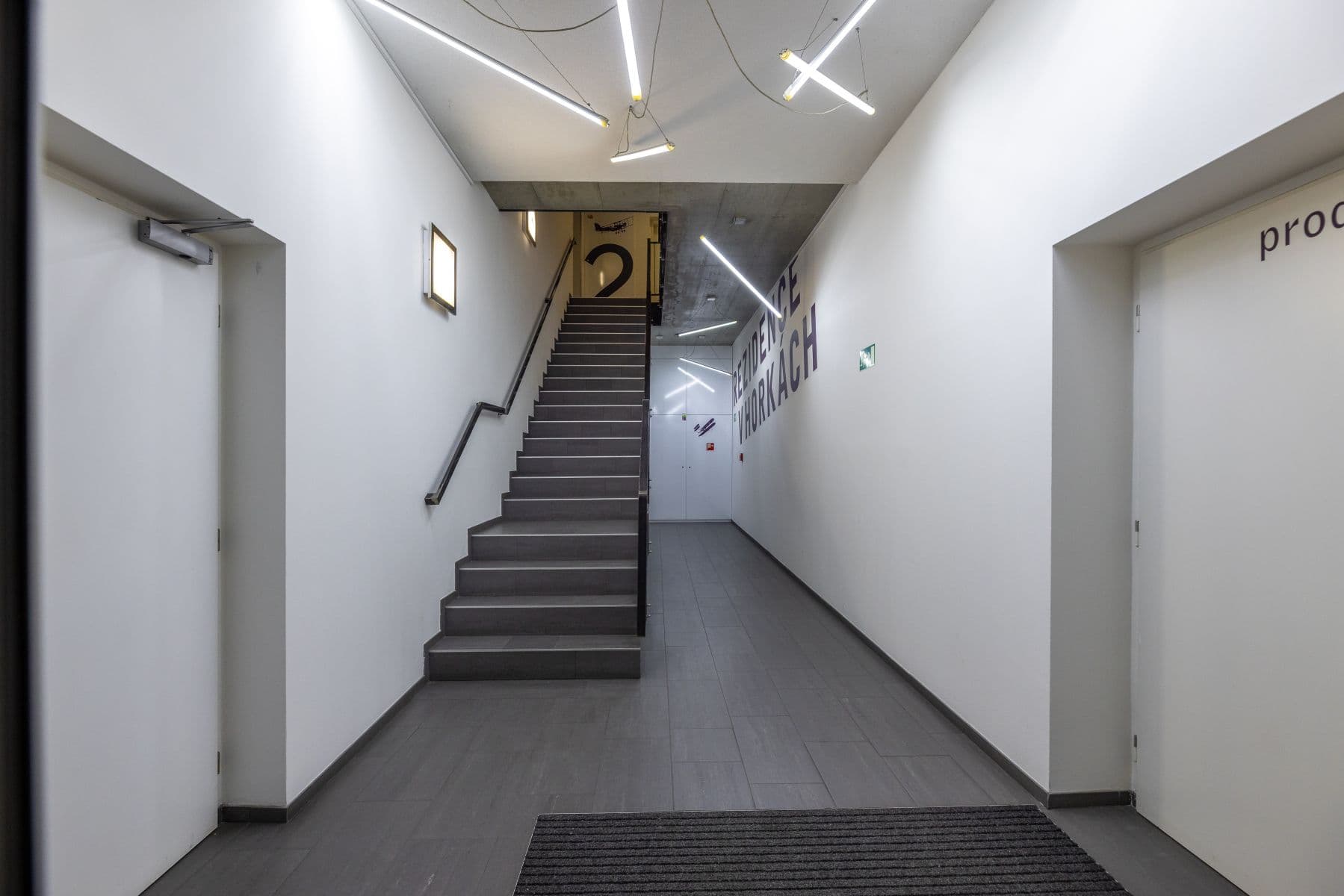 Pronájem bytu 30 m², V Horkách, Praha, Praha Pronájem bytu 30 m², V Horkách, Praha, Praha