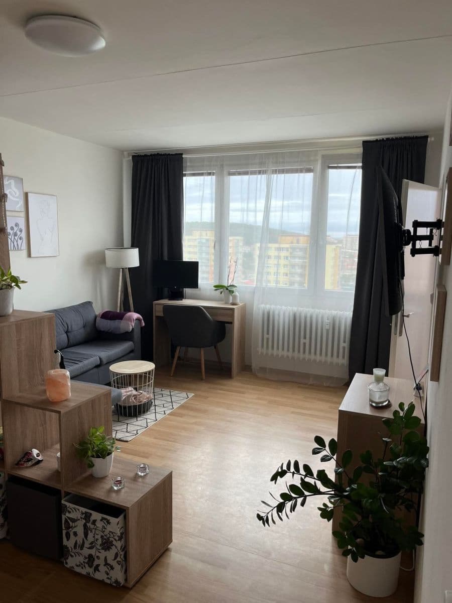 Pronájem bytu 1+1 33 m², Košťálkova, Praha, Praha Pronájem bytu 1+1 33 m², Košťálkova, Praha, Praha