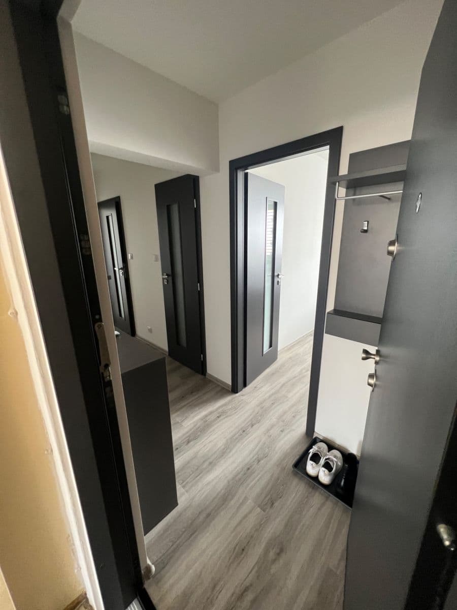 Pronájem bytu 2+1 52 m², Francouzská, Kladno, Středočeský kraj Pronájem bytu 2+1 52 m², Francouzská, Kladno, Středočeský kraj