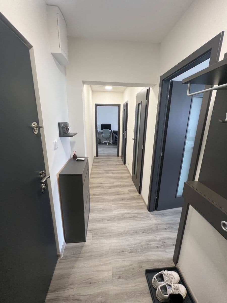 Pronájem bytu 2+1 52 m², Francouzská, Kladno, Středočeský kraj Pronájem bytu 2+1 52 m², Francouzská, Kladno, Středočeský kraj