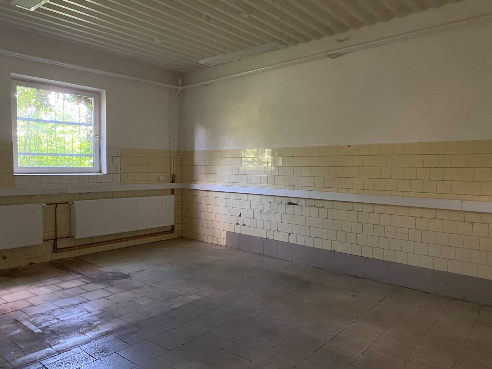 Pronájem nebytového prostoru 255 m², Městečko, Ždánice, Jihomoravský kraj Pronájem nebytového prostoru 255 m², Městečko, Ždánice, Jihomoravský kraj