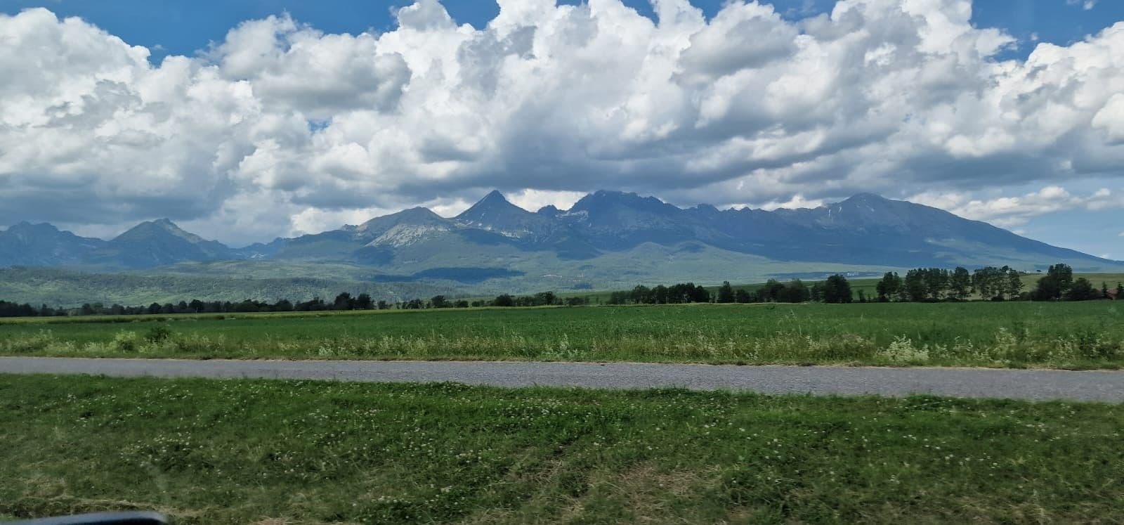 Prodej pozemku 700 m², Jamník, Žilinský kraj Prodej pozemku 700 m², Jamník, Žilinský kraj