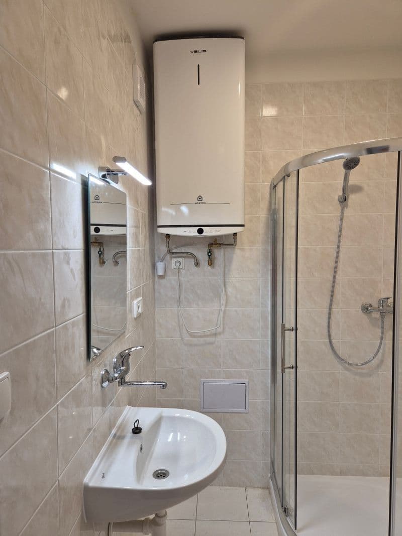 Pronájem bytu 2+kk 52 m², Střední, Brno, Jihomoravský kraj Pronájem bytu 2+kk 52 m², Střední, Brno, Jihomoravský kraj