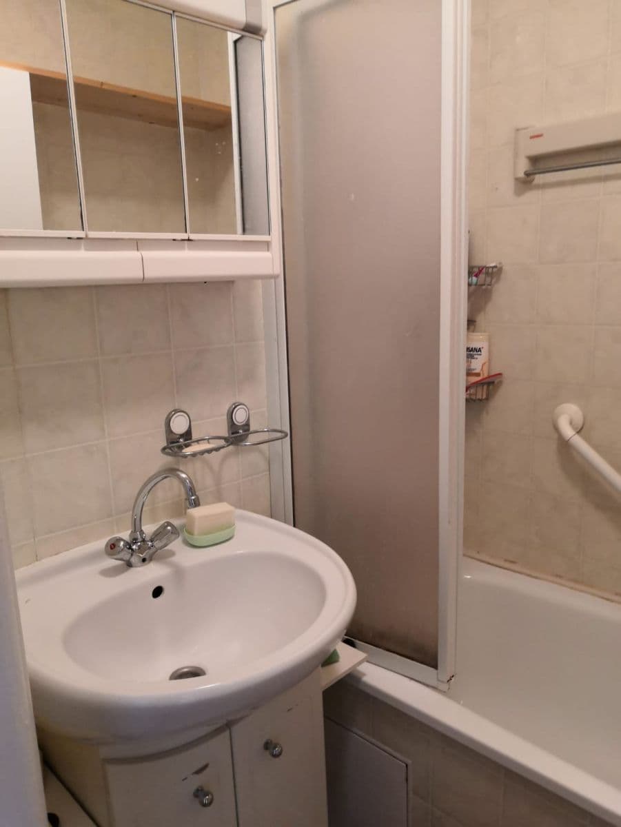 Pronájem bytu 2+1 52 m², Alžírská, Praha, Praha Pronájem bytu 2+1 52 m², Alžírská, Praha, Praha