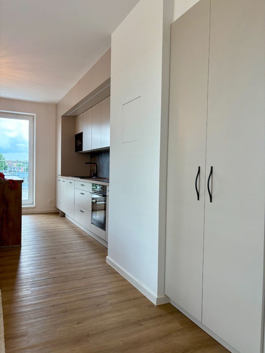 Pronájem bytu 3+kk 79 m², Dukelská, Benešov, Středočeský kraj Pronájem bytu 3+kk 79 m², Dukelská, Benešov, Středočeský kraj