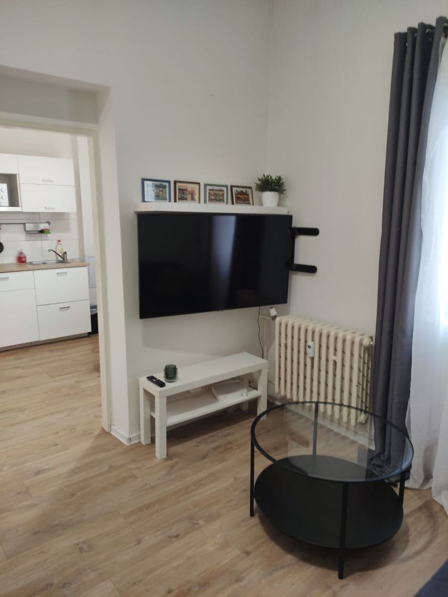 Pronájem bytu 1+1 27 m², Turnovská, Praha, Praha Pronájem bytu 1+1 27 m², Turnovská, Praha, Praha