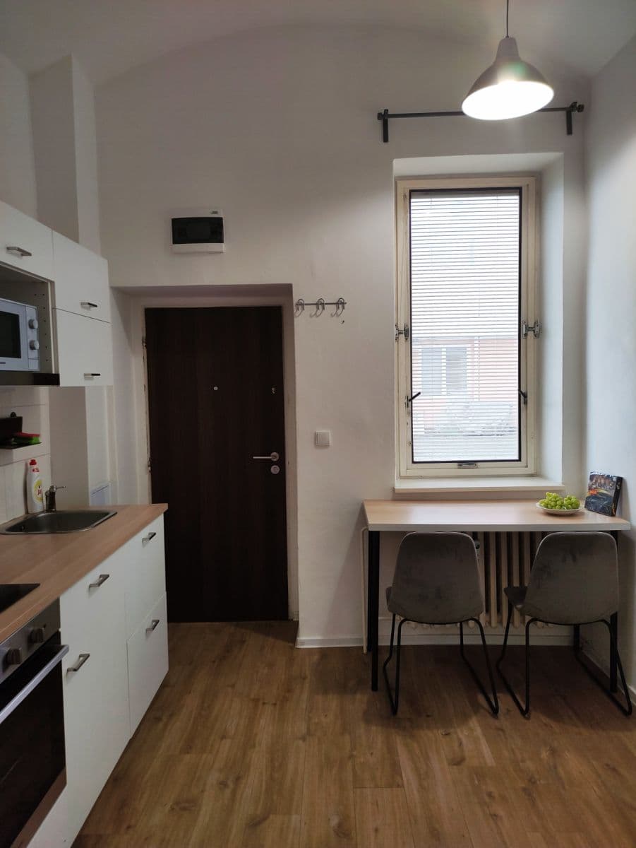 Pronájem bytu 1+1 27 m², Turnovská, Praha, Praha Pronájem bytu 1+1 27 m², Turnovská, Praha, Praha