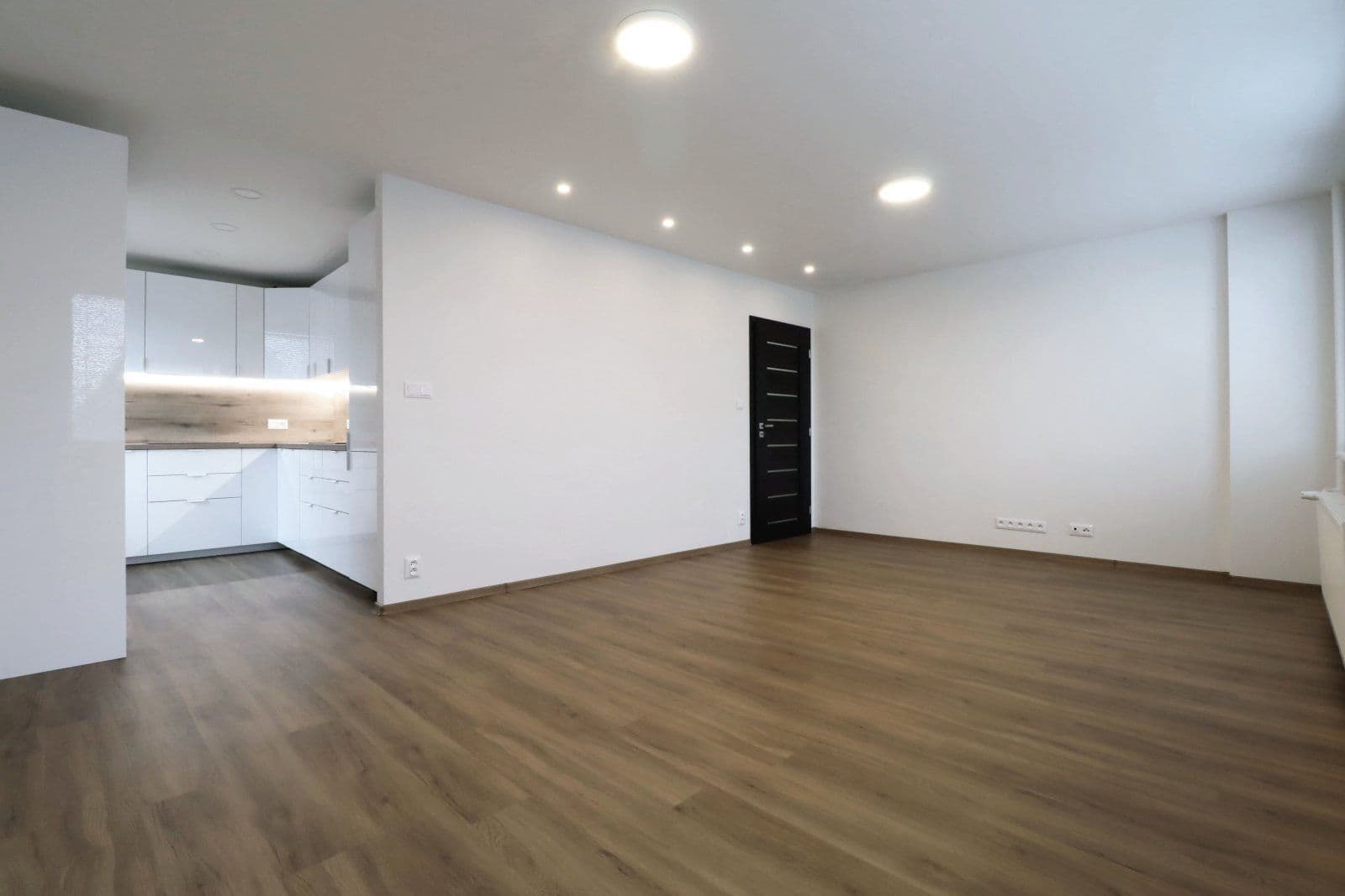 Pronájem bytu 3+kk 76 m², V zápolí, Praha, Praha Pronájem bytu 3+kk 76 m², V zápolí, Praha, Praha