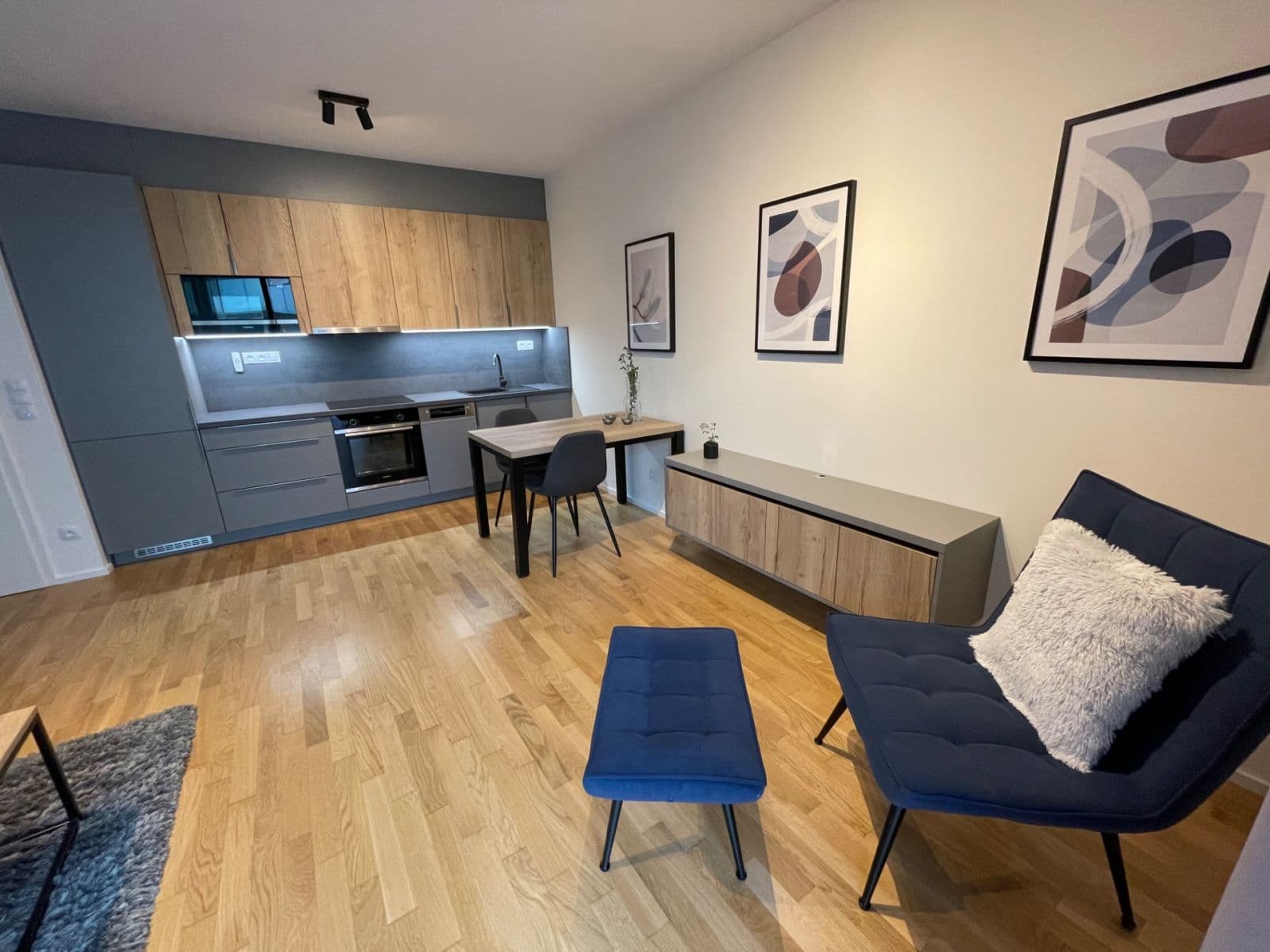 Prodej bytu 1+kk 37 m², U Viktorie, Praha, Praha Prodej bytu 1+kk 37 m², U Viktorie, Praha, Praha