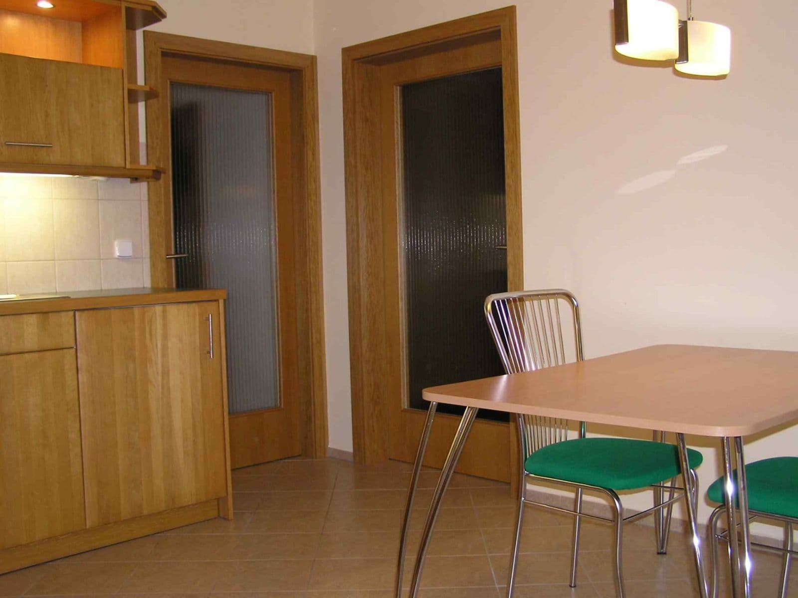 Pronájem bytu 2+kk 40 m², Mirotická, Praha, Praha Pronájem bytu 2+kk 40 m², Mirotická, Praha, Praha