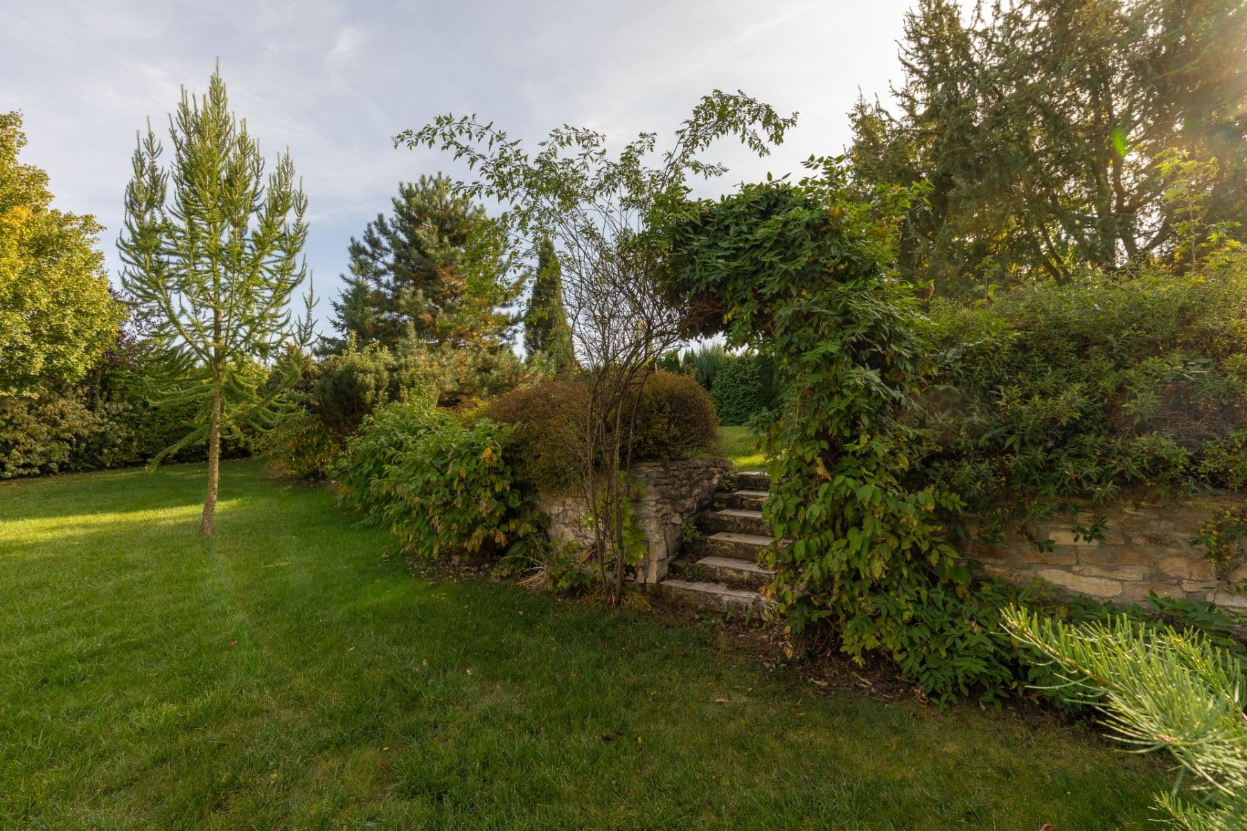 Prodej pozemku 802 m², Na Vrškách, Zlatníky-Hodkovice, Středočeský kraj Prodej pozemku 802 m², Na Vrškách, Zlatníky-Hodkovice, Středočeský kraj