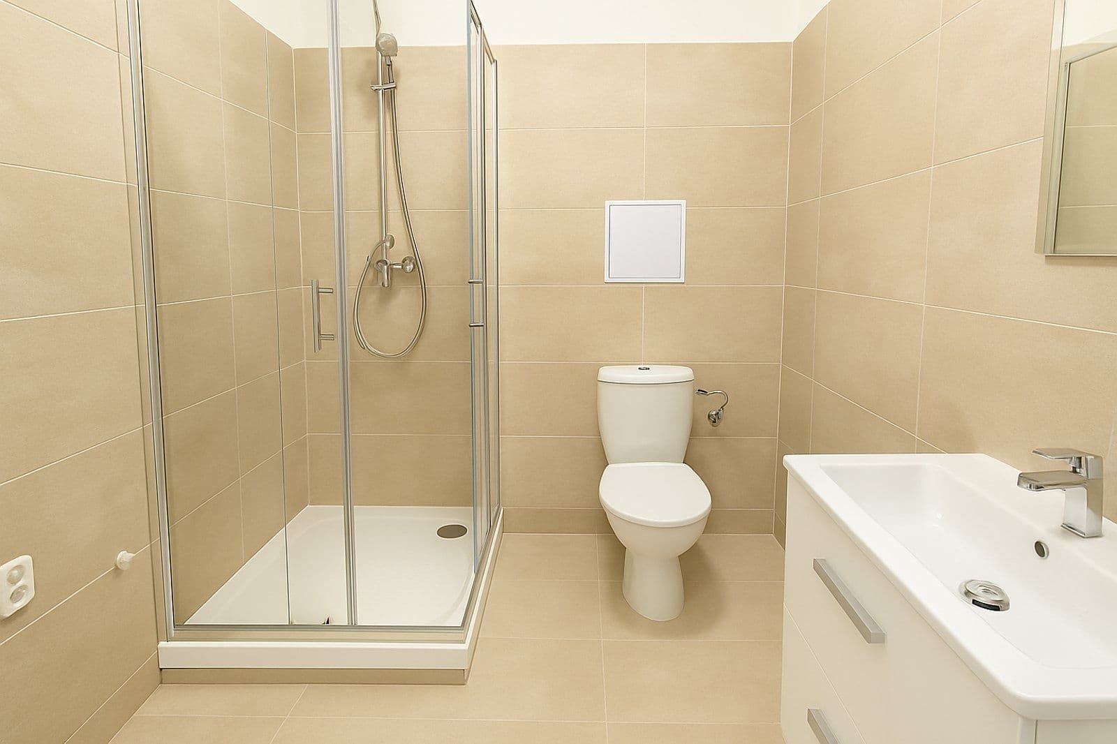 Pronájem bytu 2+kk 37 m², Kapitána Jasioka, Havířov, Moravskoslezský kraj Pronájem bytu 2+kk 37 m², Kapitána Jasioka, Havířov, Moravskoslezský kraj