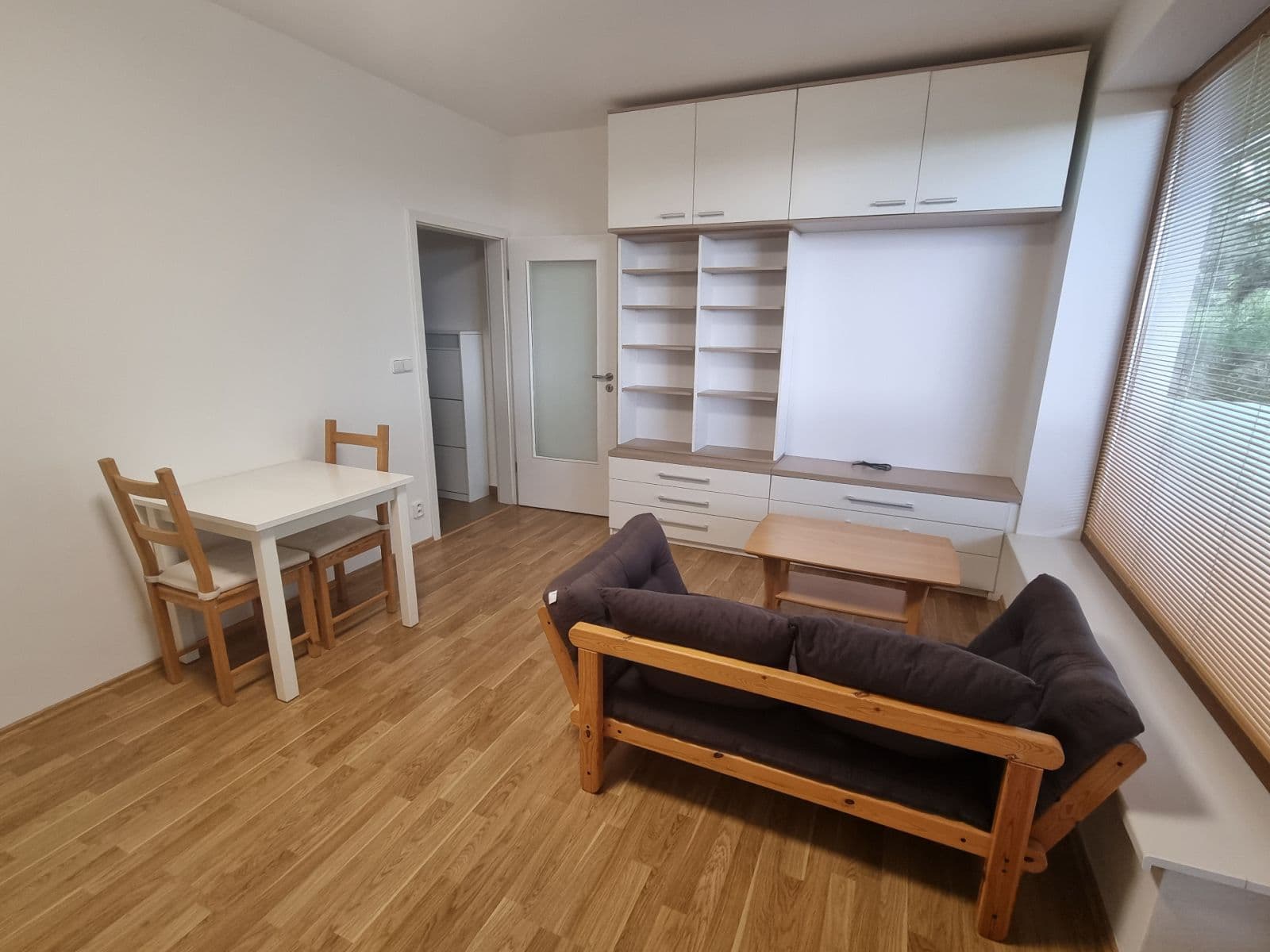 Pronájem bytu 1+kk 35 m², Habrová, Měšice, Středočeský kraj Pronájem bytu 1+kk 35 m², Habrová, Měšice, Středočeský kraj