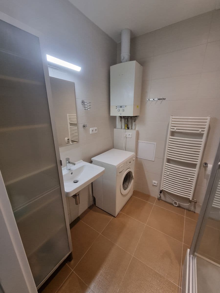 Pronájem bytu 1+kk 35 m², Habrová, Měšice, Středočeský kraj Pronájem bytu 1+kk 35 m², Habrová, Měšice, Středočeský kraj