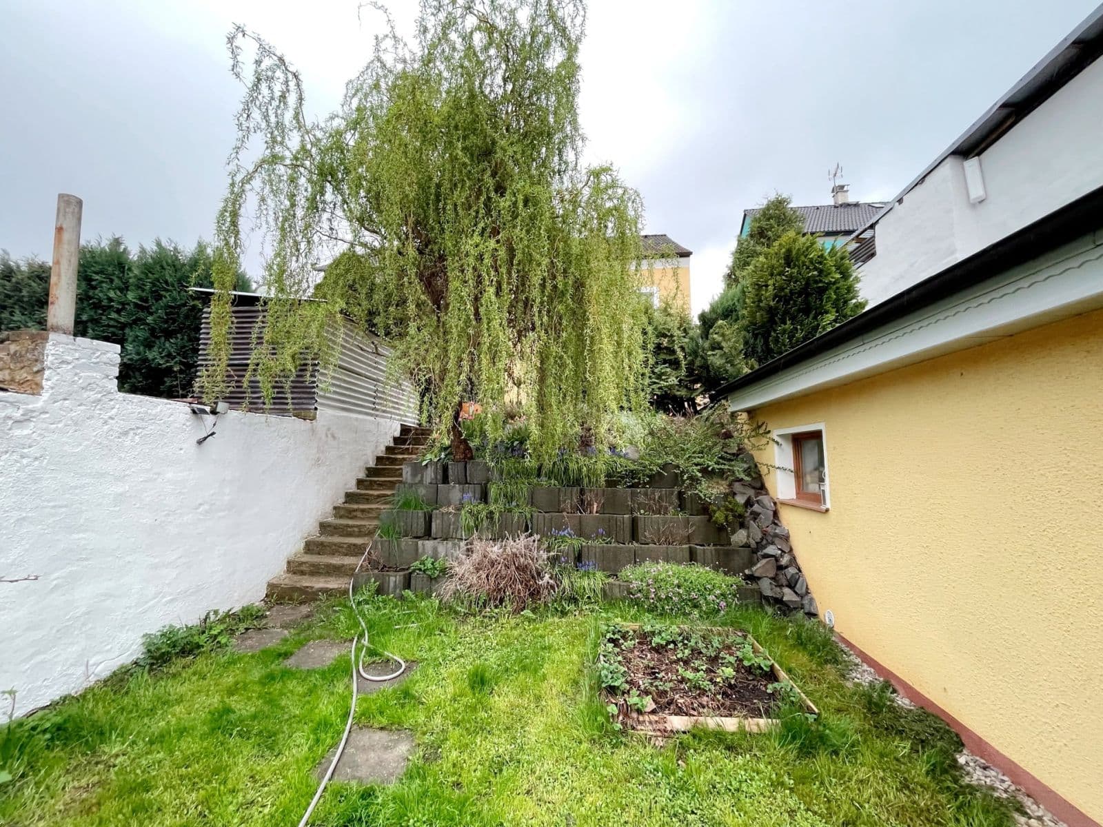 Pronájem bytu 1+kk 40 m², Sportovní, Kladno, Středočeský kraj Pronájem bytu 1+kk 40 m², Sportovní, Kladno, Středočeský kraj