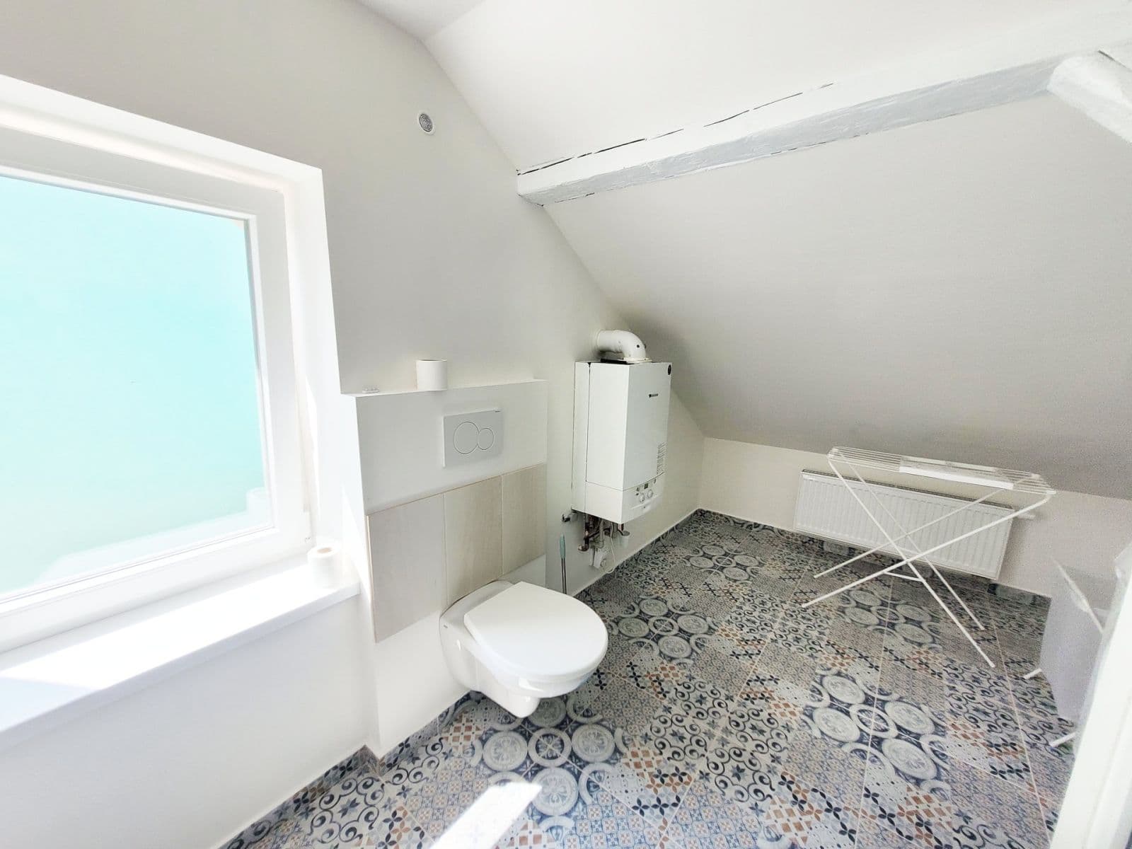 Pronájem bytu 1+kk 40 m², Sportovní, Kladno, Středočeský kraj Pronájem bytu 1+kk 40 m², Sportovní, Kladno, Středočeský kraj