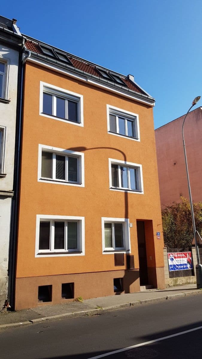 Pronájem bytu Garsoniéra 20 m², Železničářská, Ústí nad Labem, Ústecký kraj Pronájem bytu Garsoniéra 20 m², Železničářská, Ústí nad Labem, Ústecký kraj
