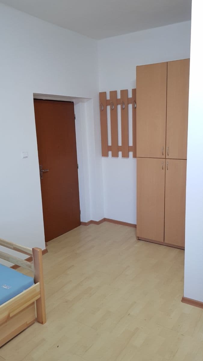 Pronájem bytu Garsoniéra 20 m², Železničářská, Ústí nad Labem, Ústecký kraj Pronájem bytu Garsoniéra 20 m², Železničářská, Ústí nad Labem, Ústecký kraj