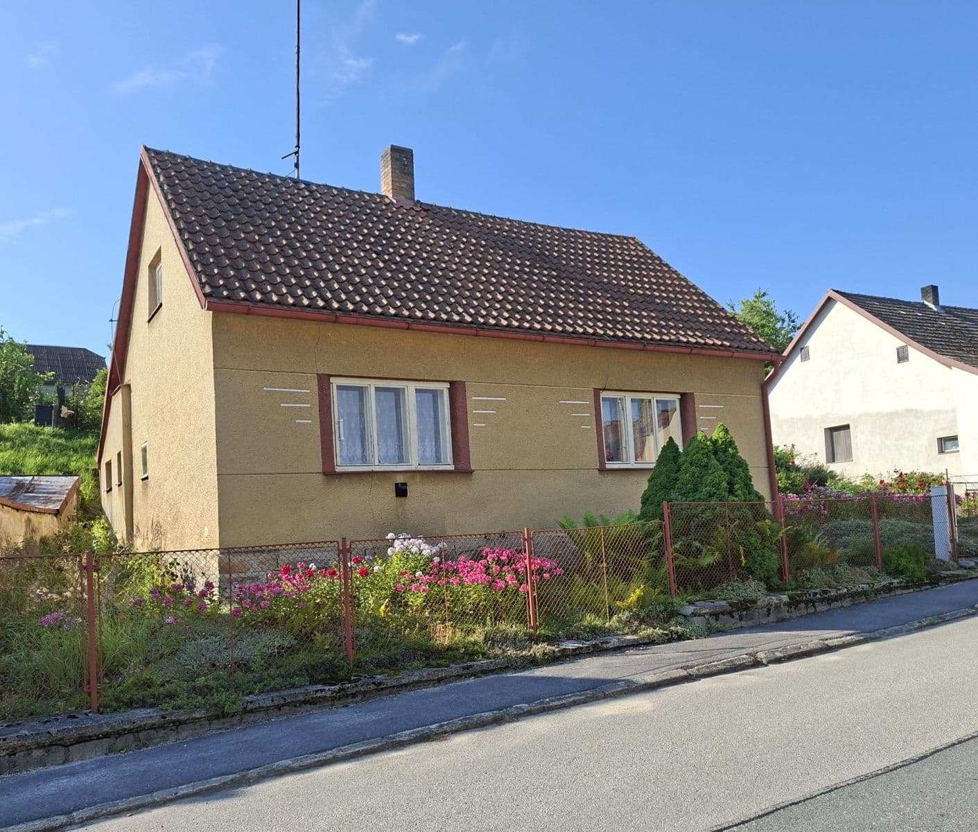 Prodej domu 110 m², pozemek 651 m², Popelín, Jihočeský kraj Prodej domu 110 m², pozemek 651 m², Popelín, Jihočeský kraj