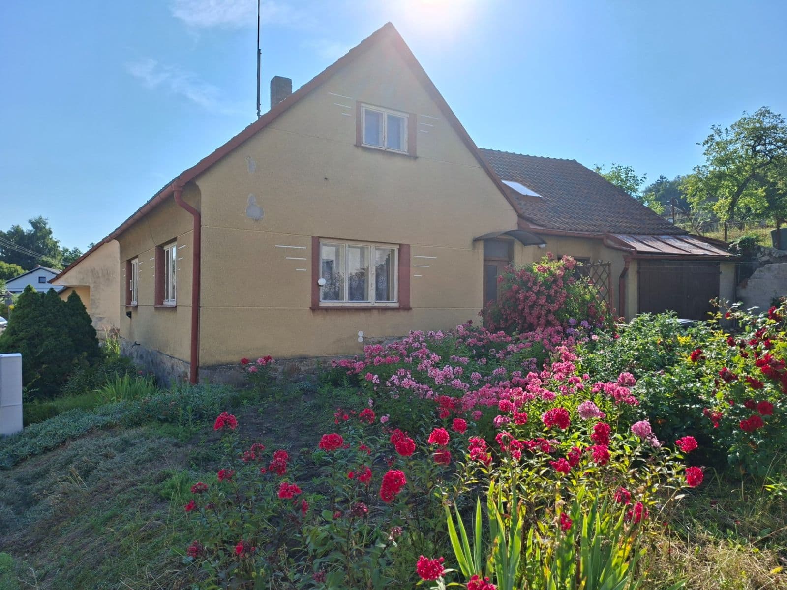 Prodej domu 110 m², pozemek 651 m², Popelín, Jihočeský kraj Prodej domu 110 m², pozemek 651 m², Popelín, Jihočeský kraj