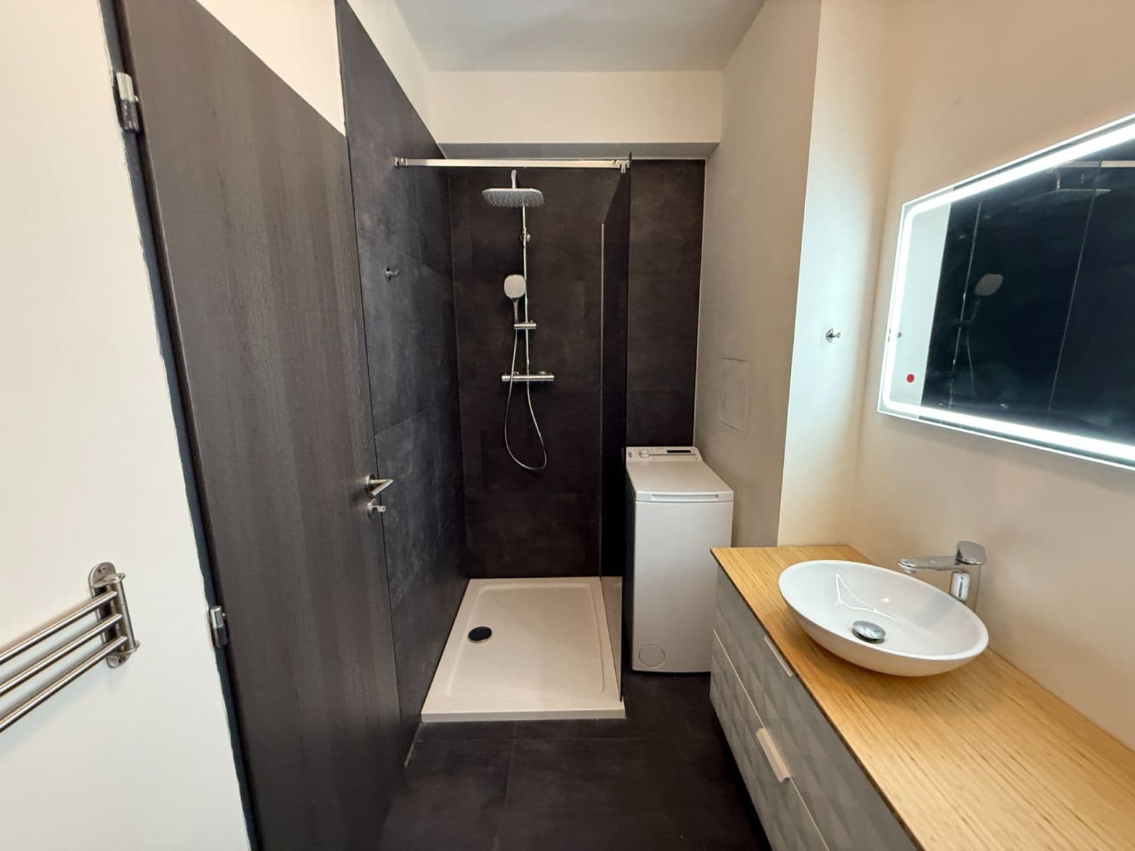 Prodej bytu 2+kk 46 m², Pelušková, Praha, Praha Prodej bytu 2+kk 46 m², Pelušková, Praha, Praha