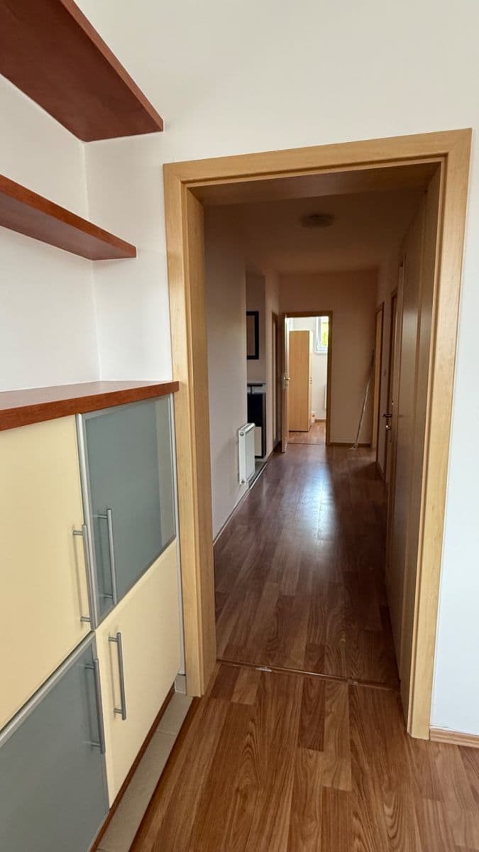 Pronájem bytu 3+kk 82 m², Formánkova, Tišnov, Jihomoravský kraj Pronájem bytu 3+kk 82 m², Formánkova, Tišnov, Jihomoravský kraj