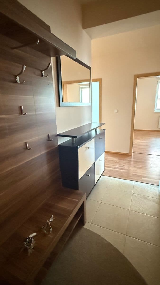 Pronájem bytu 3+kk 82 m², Formánkova, Tišnov, Jihomoravský kraj Pronájem bytu 3+kk 82 m², Formánkova, Tišnov, Jihomoravský kraj
