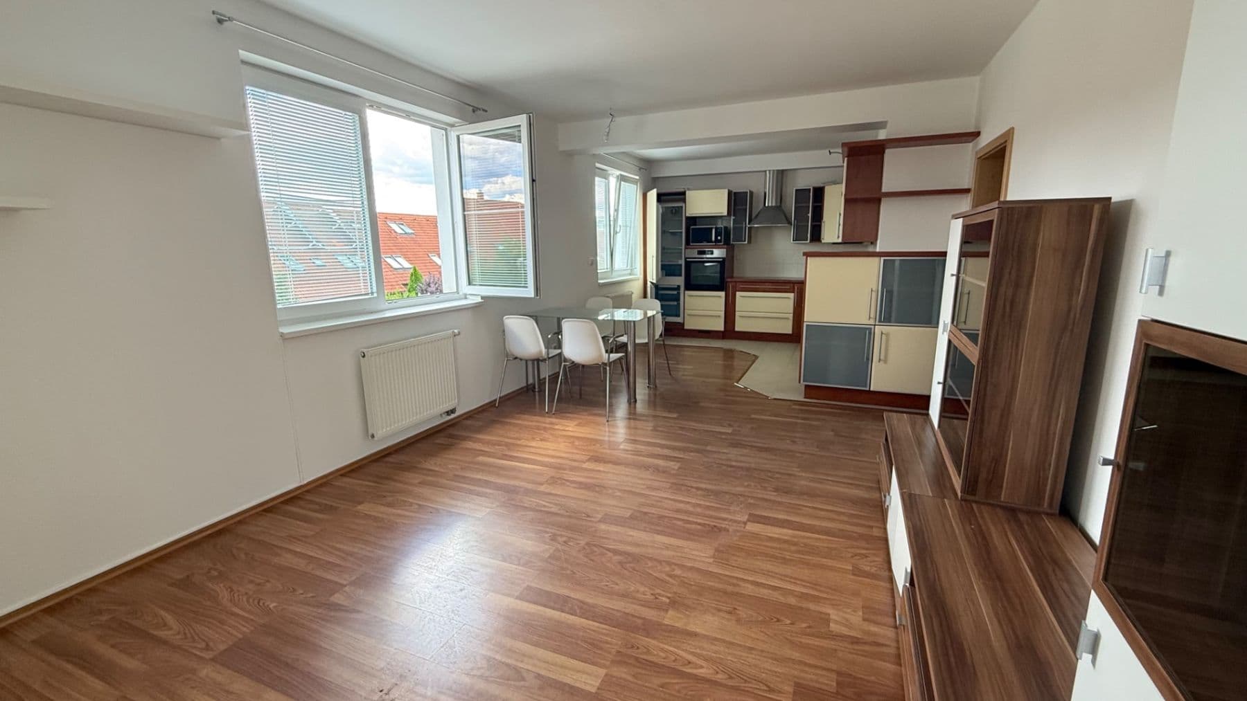 Pronájem bytu 3+kk 82 m², Formánkova, Tišnov, Jihomoravský kraj Pronájem bytu 3+kk 82 m², Formánkova, Tišnov, Jihomoravský kraj