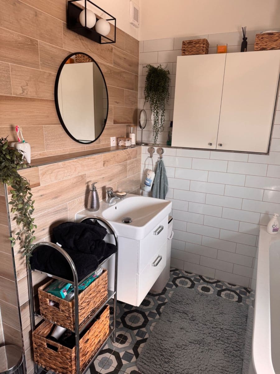 Prodej domu 117 m², pozemek 948 m², Mezi Alejemi, Mnichovo Hradiště, Středočeský kraj Prodej domu 117 m², pozemek 948 m², Mezi Alejemi, Mnichovo Hradiště, Středočeský kraj