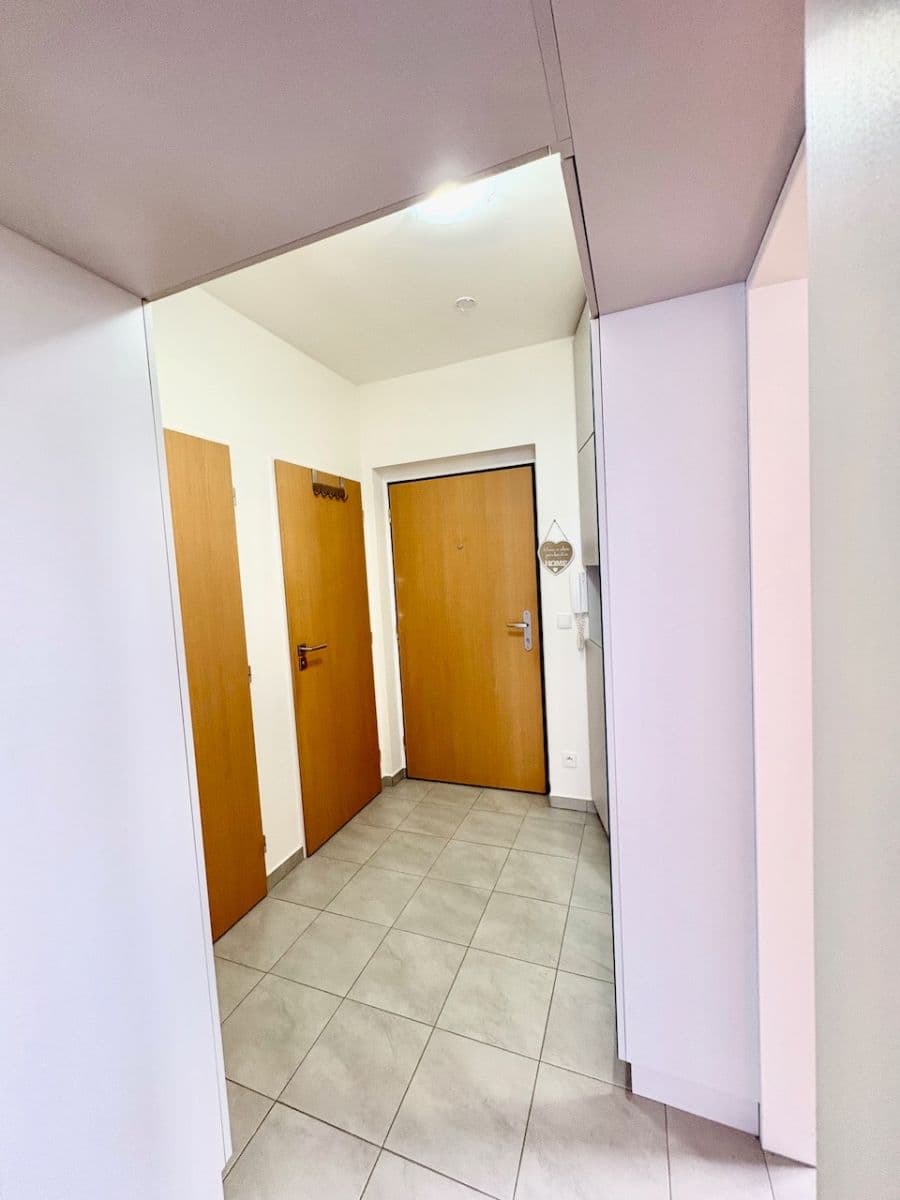 Pronájem bytu 3+kk 64 m², Ecksteinova, Chýně, Středočeský kraj Pronájem bytu 3+kk 64 m², Ecksteinova, Chýně, Středočeský kraj