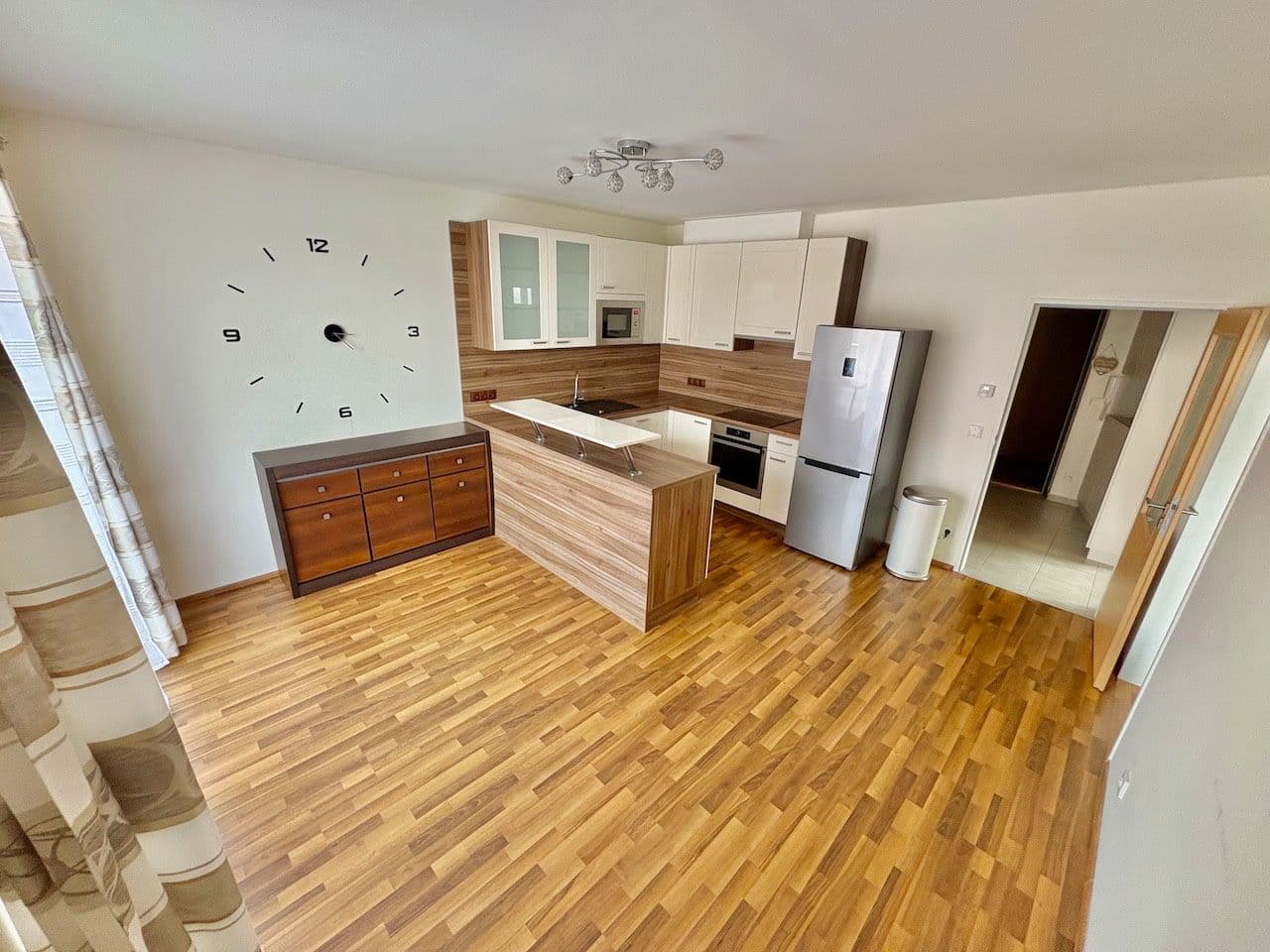 Pronájem bytu 3+kk 64 m², Ecksteinova, Chýně, Středočeský kraj Pronájem bytu 3+kk 64 m², Ecksteinova, Chýně, Středočeský kraj