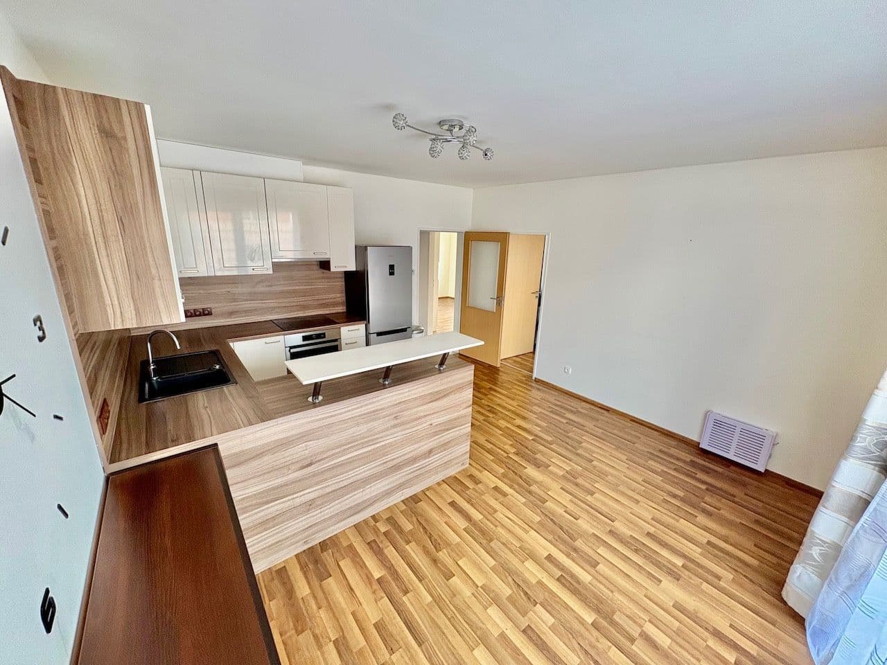 Pronájem bytu 3+kk 64 m², Ecksteinova, Chýně, Středočeský kraj Pronájem bytu 3+kk 64 m², Ecksteinova, Chýně, Středočeský kraj