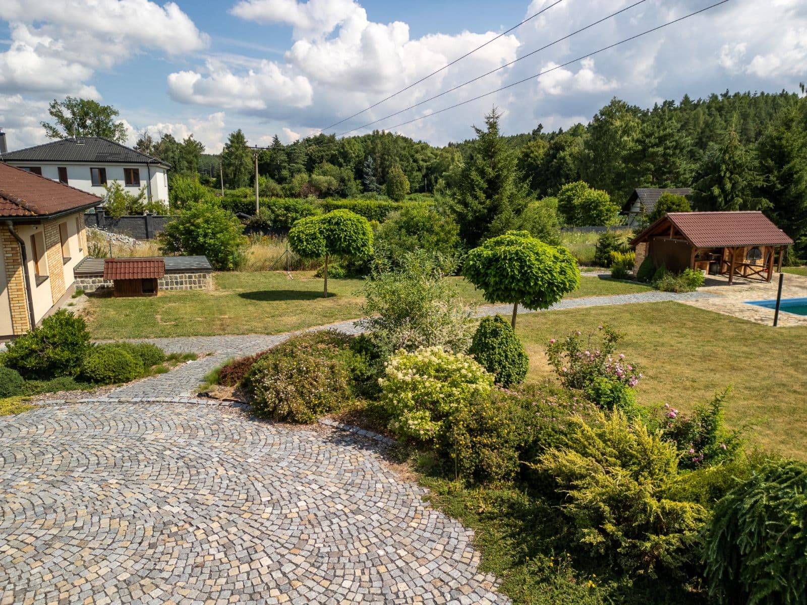 Prodej domu 122 m², pozemek 3.901 m², U brůdku, Lužná, Středočeský kraj Prodej domu 122 m², pozemek 3.901 m², U brůdku, Lužná, Středočeský kraj