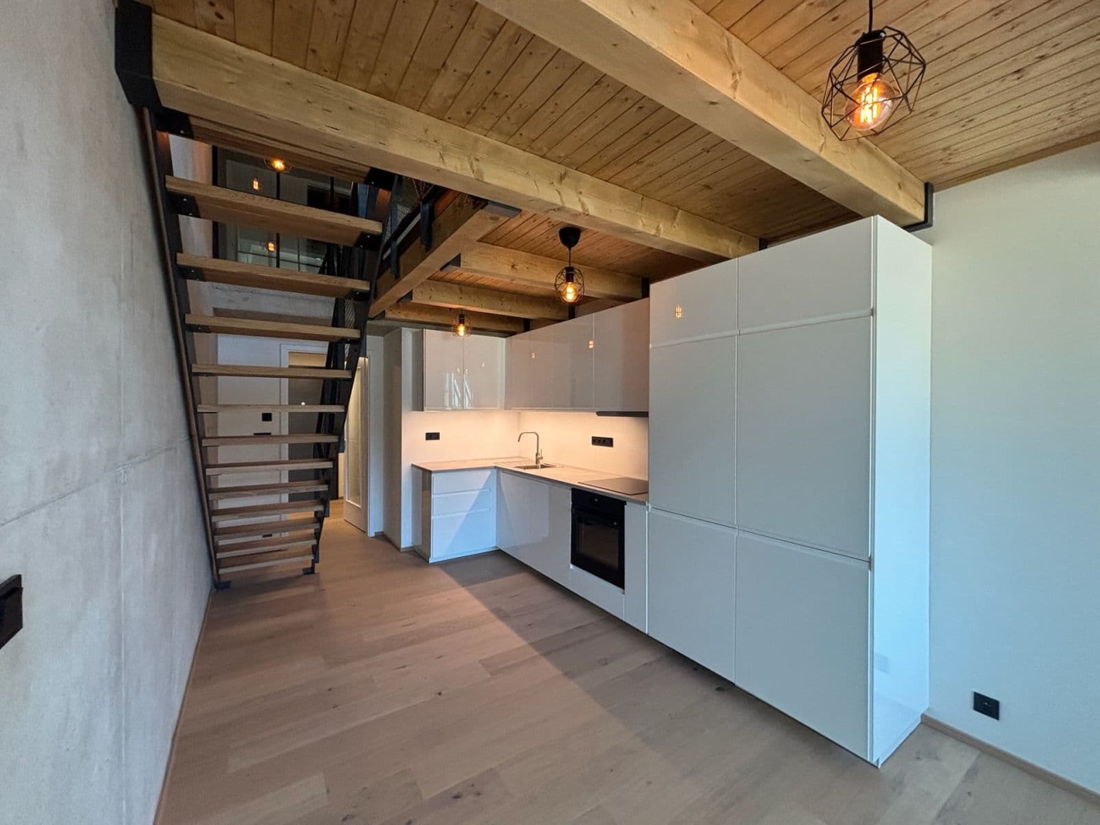 Pronájem bytu 3+kk 66 m², Kolbenova, Praha, Praha Pronájem bytu 3+kk 66 m², Kolbenova, Praha, Praha