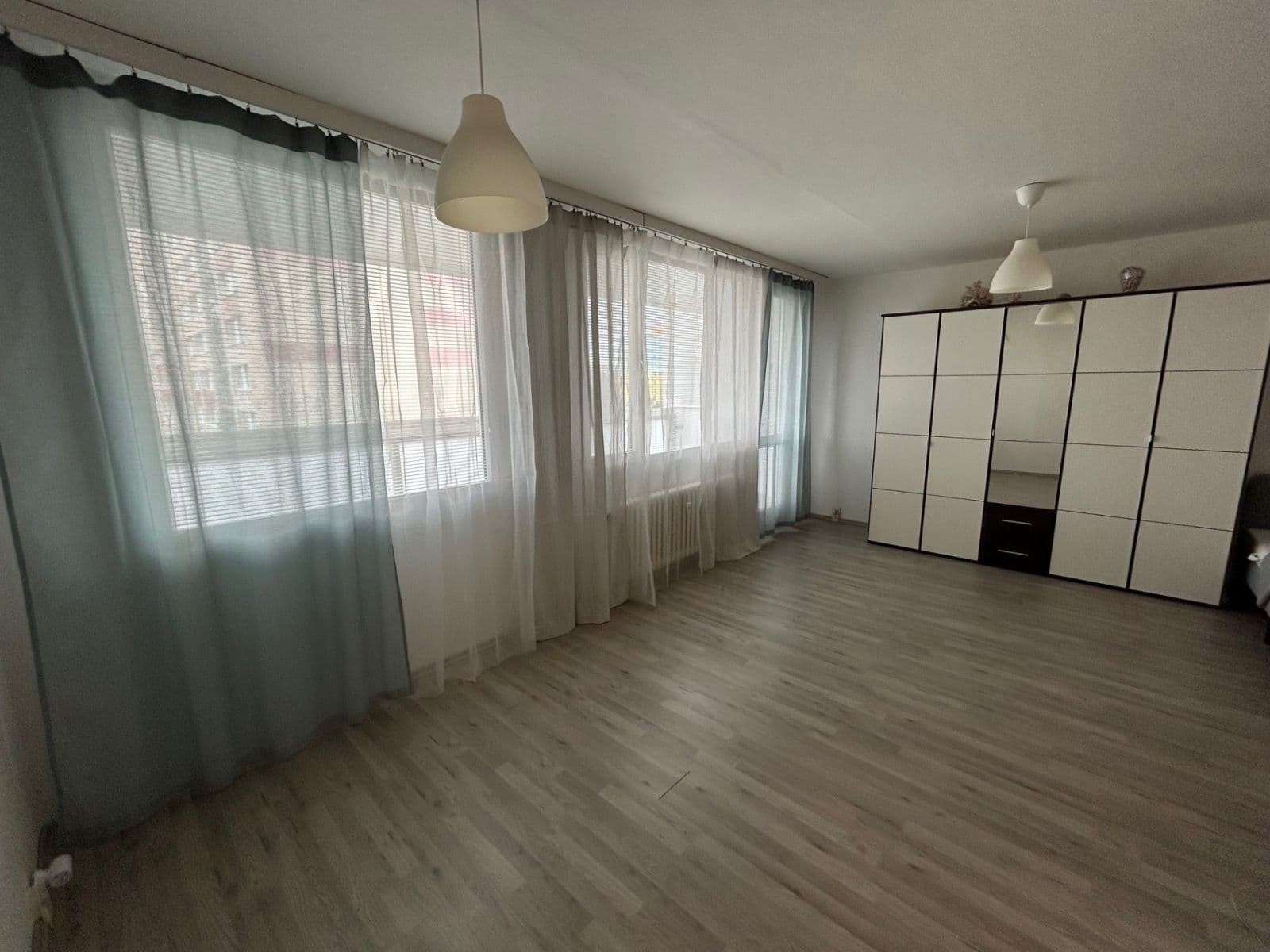 Pronájem bytu 1+kk 55 m², Poznaňská, Praha, Praha Pronájem bytu 1+kk 55 m², Poznaňská, Praha, Praha