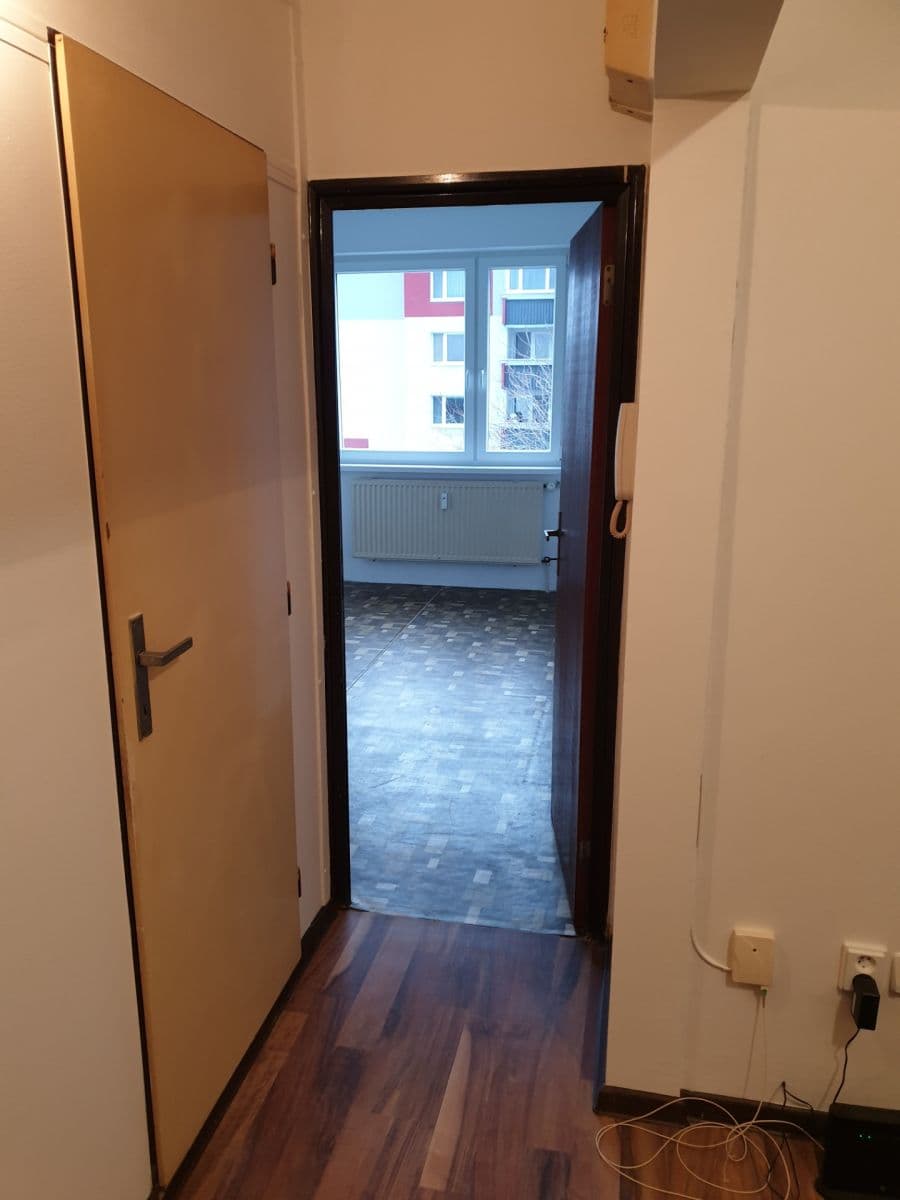 Prodej bytu 3+1 64 m², Jedľová, Vrakuňa, Bratislavský kraj Prodej bytu 3+1 64 m², Jedľová, Vrakuňa, Bratislavský kraj