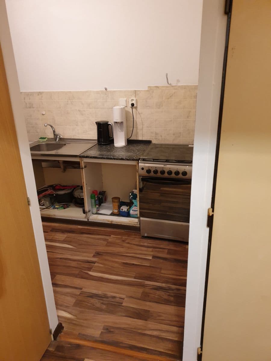 Prodej bytu 3+1 64 m², Jedľová, Vrakuňa, Bratislavský kraj Prodej bytu 3+1 64 m², Jedľová, Vrakuňa, Bratislavský kraj