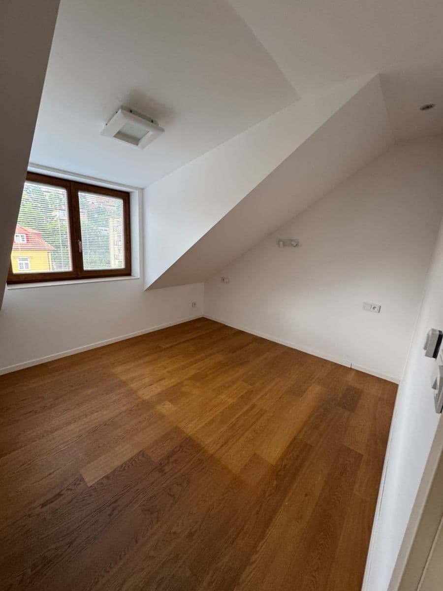 Pronájem bytu 3+kk 114 m², Fráni Šrámka, Praha, Praha Pronájem bytu 3+kk 114 m², Fráni Šrámka, Praha, Praha