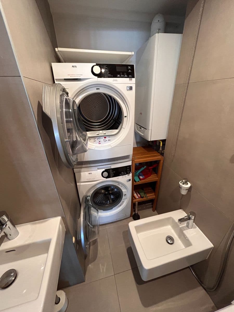 Pronájem bytu 3+kk 114 m², Fráni Šrámka, Praha, Praha Pronájem bytu 3+kk 114 m², Fráni Šrámka, Praha, Praha