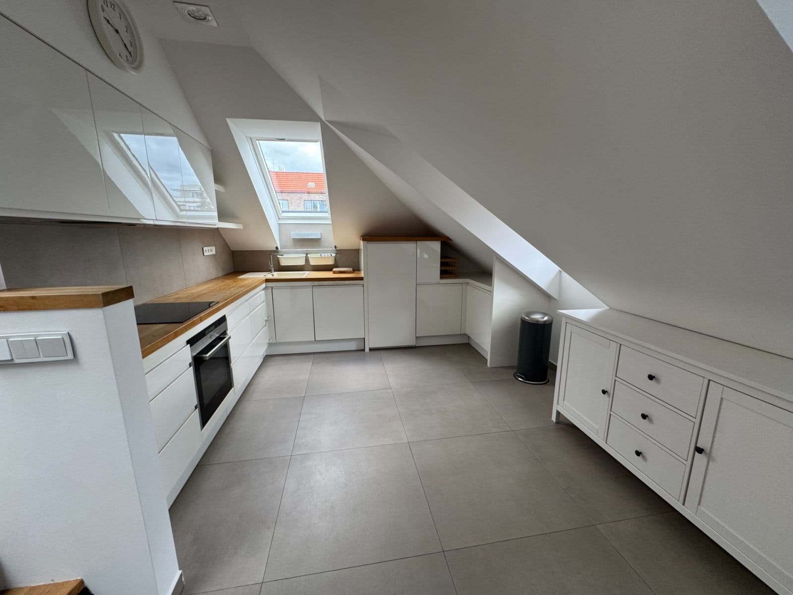 Pronájem bytu 3+kk 114 m², Fráni Šrámka, Praha, Praha Pronájem bytu 3+kk 114 m², Fráni Šrámka, Praha, Praha