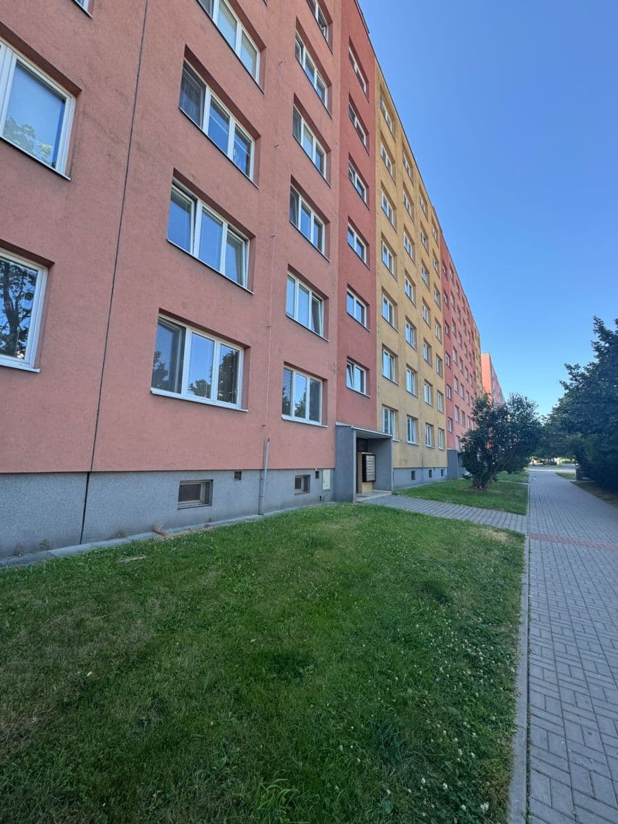 Pronájem bytu 1+1 37 m², Výškovická, Ostrava, Moravskoslezský kraj Pronájem bytu 1+1 37 m², Výškovická, Ostrava, Moravskoslezský kraj