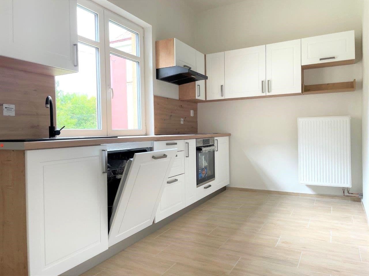 Pronájem bytu 2+1 70 m², Krokova, Ostrava, Moravskoslezský kraj Pronájem bytu 2+1 70 m², Krokova, Ostrava, Moravskoslezský kraj
