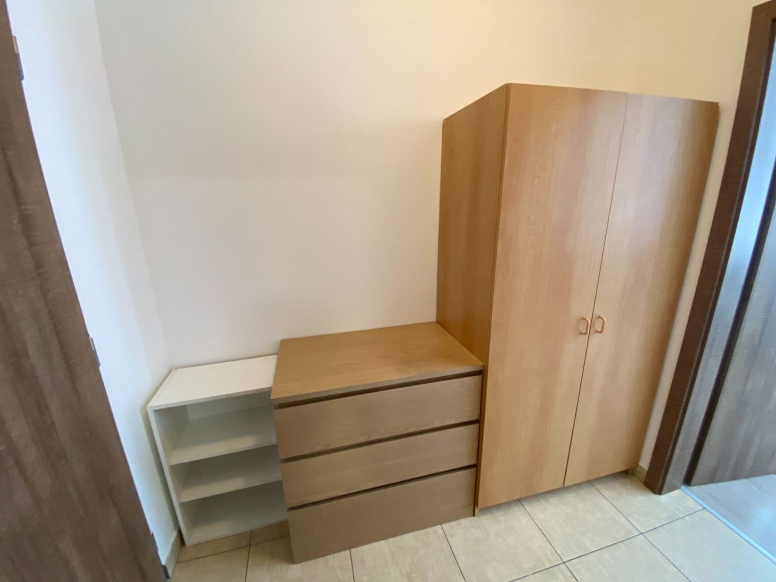 Pronájem bytu 1+kk 29 m², Frýdecká, Praha, Praha Pronájem bytu 1+kk 29 m², Frýdecká, Praha, Praha