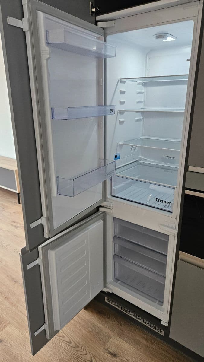 Pronájem bytu 2+1 57 m², Ružinov, Bratislavský kraj Pronájem bytu 2+1 57 m², Ružinov, Bratislavský kraj