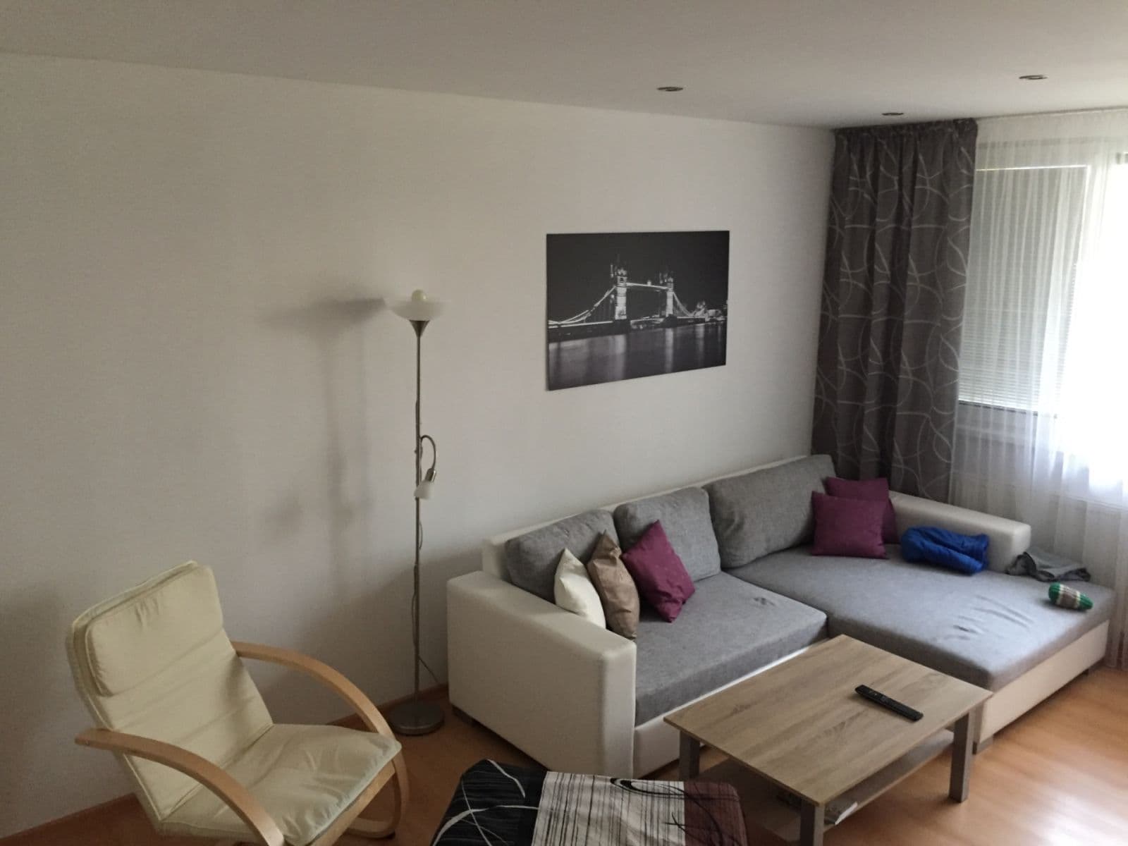 Pronájem bytu 3+1 75 m², Hrdinů, Liberec, Liberecký kraj Pronájem bytu 3+1 75 m², Hrdinů, Liberec, Liberecký kraj